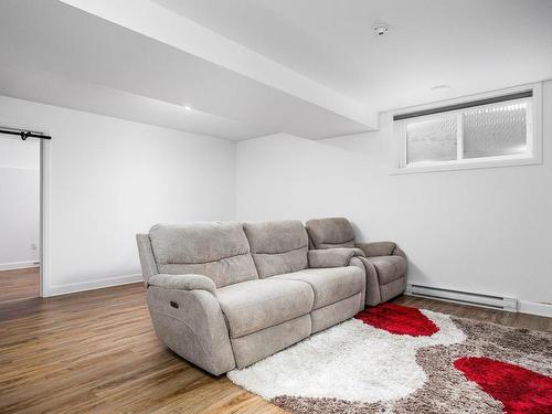 Salle familiale - 5300 Boul. Westley, Longueuil (Saint-Hubert), QC - Indoor Photo Showing Living Room