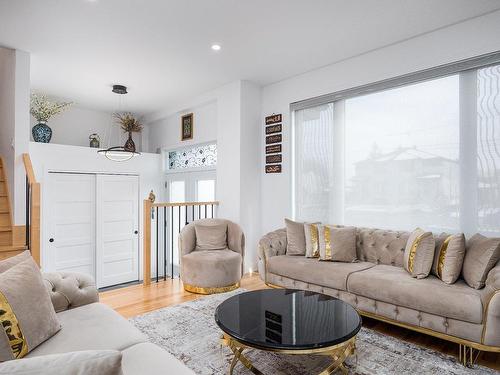 IntÃ©rieur - 5300 Boul. Westley, Longueuil (Saint-Hubert), QC - Indoor Photo Showing Living Room