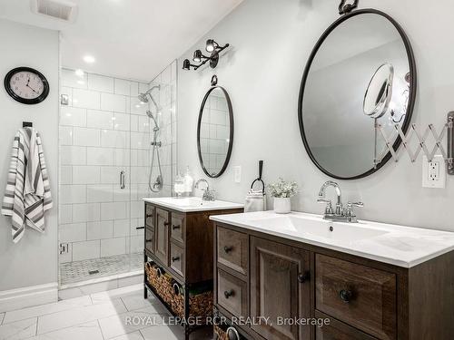 513442 2Nd Line, Amaranth, ON - Indoor Photo Showing Bathroom