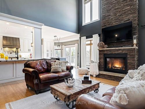 513442 2Nd Line, Amaranth, ON - Indoor Photo Showing Living Room With Fireplace