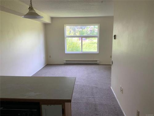 218-3215 Cowichan Lake Rd, Duncan, BC - Indoor Photo Showing Other Room
