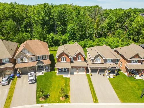 1016 Hardy Way, Innisfil, ON - Outdoor With Facade