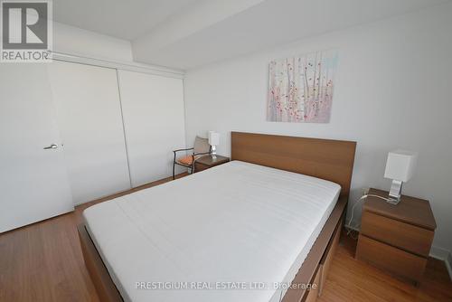 1911 - 15 Fort York Boulevard, Toronto, ON - Indoor Photo Showing Bedroom