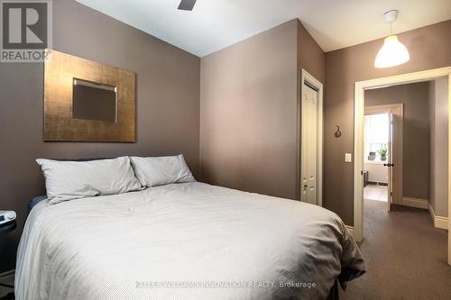 128 Park Street N, Hamilton, ON - Indoor Photo Showing Bedroom
