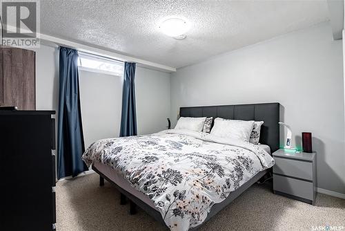 955 Confederation Drive, Saskatoon, SK - Indoor Photo Showing Bedroom