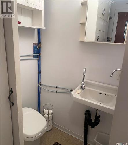 519 Bear Road, Marean Lake, SK - Indoor Photo Showing Bathroom