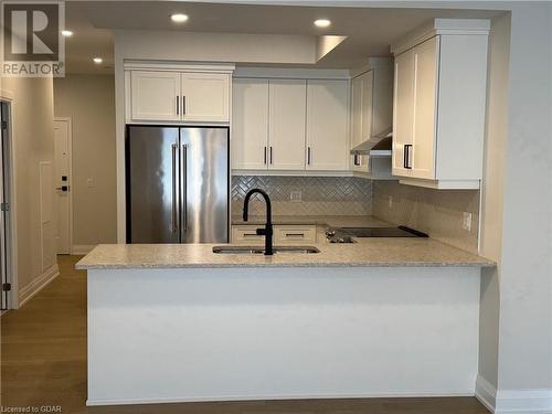 71 Wyndham Street S Unit# 203, Guelph, ON - Indoor Photo Showing Kitchen