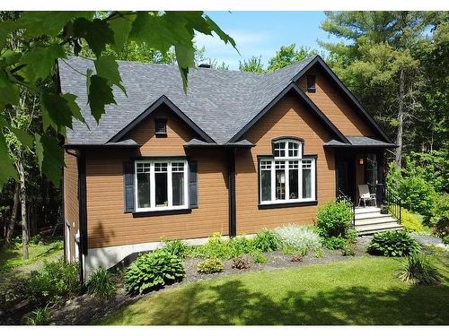 FaÃ§ade - 910  - 912 Ch. Alfred-Desrochers, Orford, QC - Outdoor With Facade