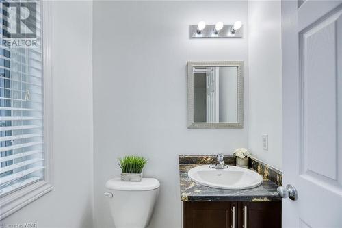 975 Strasburg Road Unit# 22B, Kitchener, ON - Indoor Photo Showing Bathroom