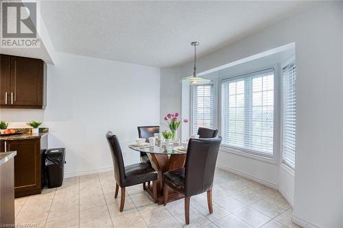 975 Strasburg Road Unit# 22B, Kitchener, ON - Indoor Photo Showing Dining Room