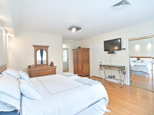 Chambre Ã  coucher principale - 109 Av. Duchastel, Montréal (Outremont), QC - Indoor Photo Showing Bedroom