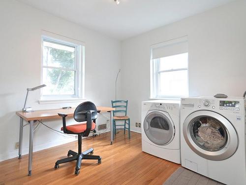 Bureau - 109 Av. Duchastel, Montréal (Outremont), QC - Indoor Photo Showing Laundry Room