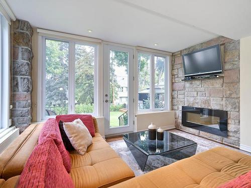 Salon - 109 Av. Duchastel, Montréal (Outremont), QC - Indoor Photo Showing Living Room With Fireplace