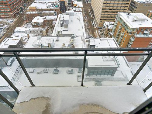 Balcon - 2310-1160 Rue Mackay, Montréal (Ville-Marie), QC - 