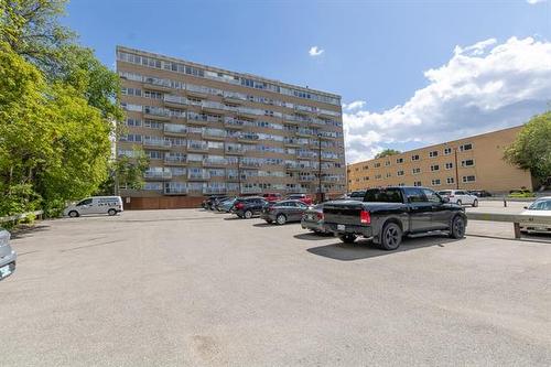 508-71 Roslyn Rd, Winnipeg, MB 