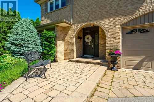 2522 Cavendish Drive, Burlington, ON - Outdoor With Exterior