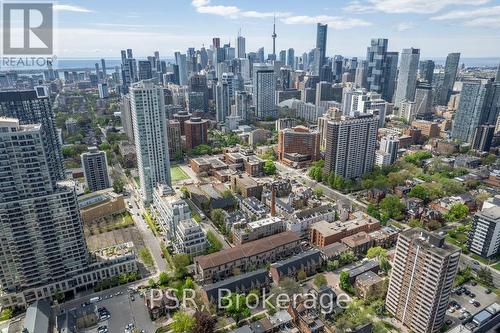 305 - 21 Earl Street, Toronto, ON - Outdoor With View