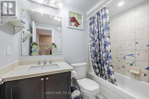 5 Dearie Lane, Markham, ON - Indoor Photo Showing Bathroom