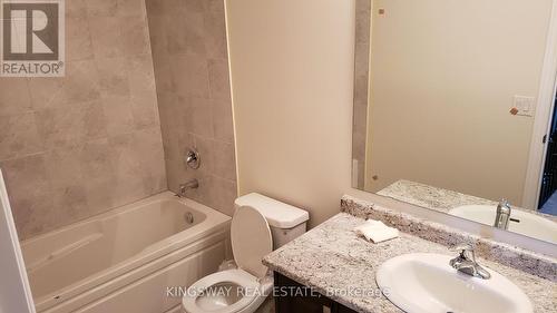 4 Cosbury Lane, Caledon, ON - Indoor Photo Showing Bathroom