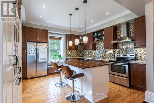 1539 Brock Road, Hamilton, ON - Indoor Photo Showing Kitchen With Upgraded Kitchen