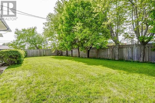 1 Gram Street, Vaughan (Maple), ON - Outdoor With Backyard