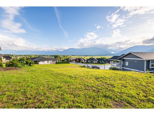 1016 Purcell Crescent, Creston, BC 