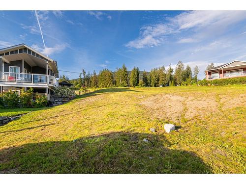 1016 Purcell Crescent, Creston, BC 