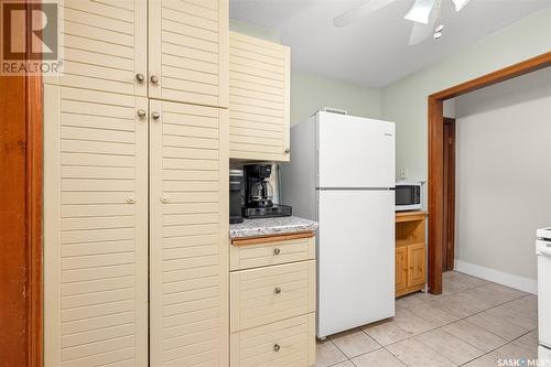 1116 3Rd Avenue Nw, Moose Jaw, SK - Indoor Photo Showing Kitchen