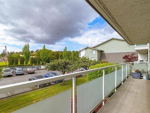 203-1490 Garnet Rd, Saanich, BC - Outdoor With Balcony With Exterior