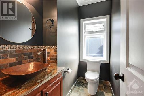 107 Blackburn Avenue, Ottawa, ON - Indoor Photo Showing Bathroom