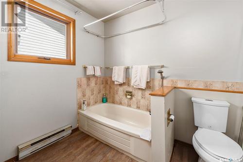 212 Main Street, Rouleau, SK - Indoor Photo Showing Bathroom