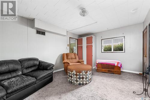 212 Main Street, Rouleau, SK - Indoor Photo Showing Living Room