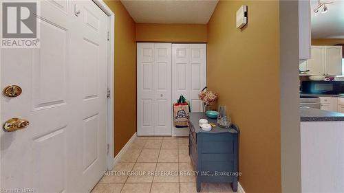 71 Southcott Court, London, ON - Indoor Photo Showing Other Room