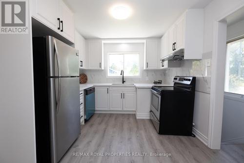 106 Whites Road, Quinte West, ON - Indoor Photo Showing Kitchen