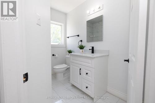 106 Whites Road, Quinte West, ON - Indoor Photo Showing Bathroom