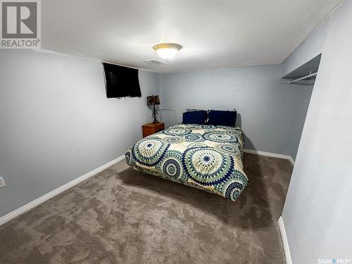 221 Dufferin Street E, Swift Current, SK - Indoor Photo Showing Bedroom