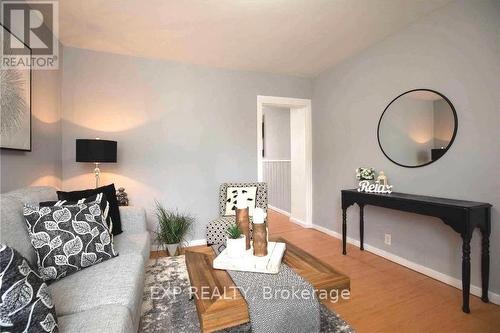 37 Ontario Street, Clarington, ON - Indoor Photo Showing Living Room