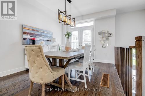 551 Mermaid Crescent, Mississauga, ON - Indoor Photo Showing Dining Room
