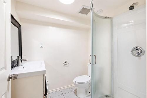 499 Maryland Street, Winnipeg, MB - Indoor Photo Showing Bathroom