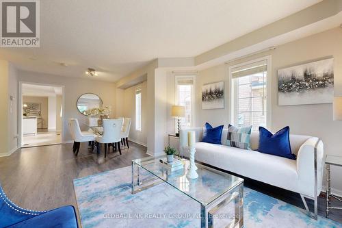 500 Bur Oak Avenue, Markham, ON - Indoor Photo Showing Living Room