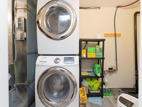 954 Ritson Rd S, Oshawa, ON - Indoor Photo Showing Laundry Room