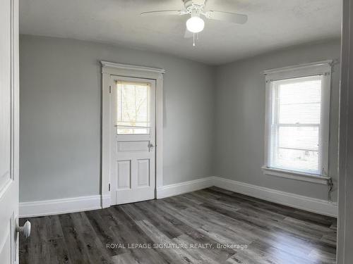 120 St Andrew'S St, Cambridge, ON - Indoor Photo Showing Other Room