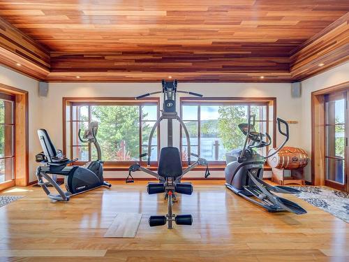 Exercise room - 1054 Ch. Thomas-Maher, Lac-Saint-Joseph, QC - Indoor Photo Showing Gym Room