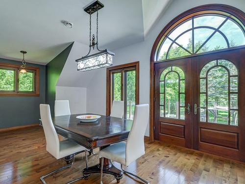 Dining room - 1054 Ch. Thomas-Maher, Lac-Saint-Joseph, QC - Indoor Photo Showing Dining Room