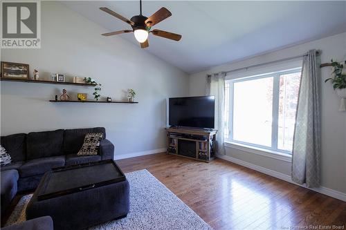 27 Nowlan Street, Grand Falls, NB - Indoor Photo Showing Living Room