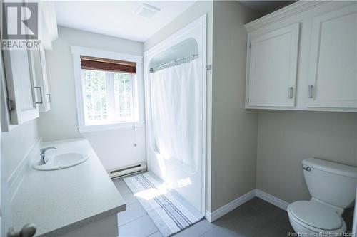 27 Nowlan Street, Grand Falls, NB - Indoor Photo Showing Bathroom