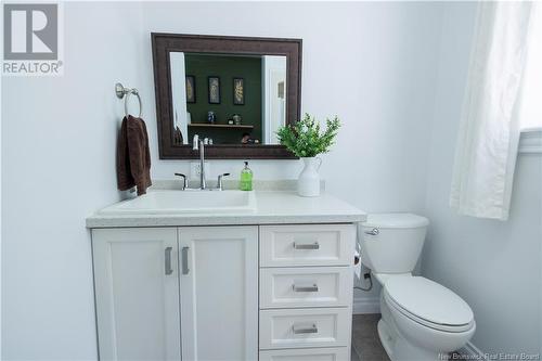 27 Nowlan Street, Grand Falls, NB - Indoor Photo Showing Bathroom