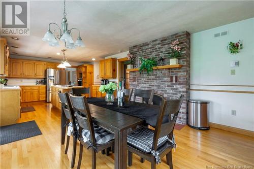 36 Elizabeth Parkway, Rothesay, NB - Indoor Photo Showing Dining Room