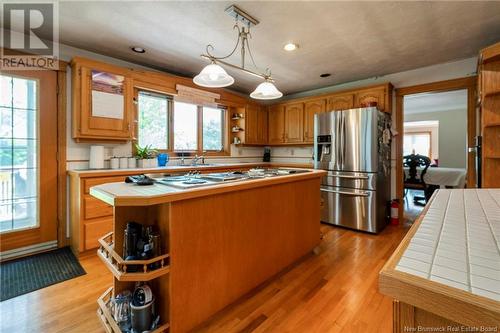 36 Elizabeth Parkway, Rothesay, NB - Indoor Photo Showing Kitchen