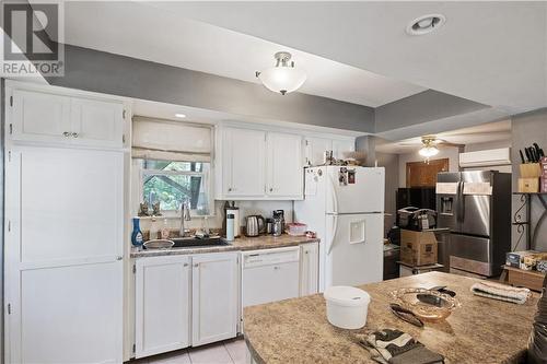 186 Girouardville, Bouctouche, NB - Indoor Photo Showing Kitchen